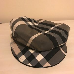Burberry hat